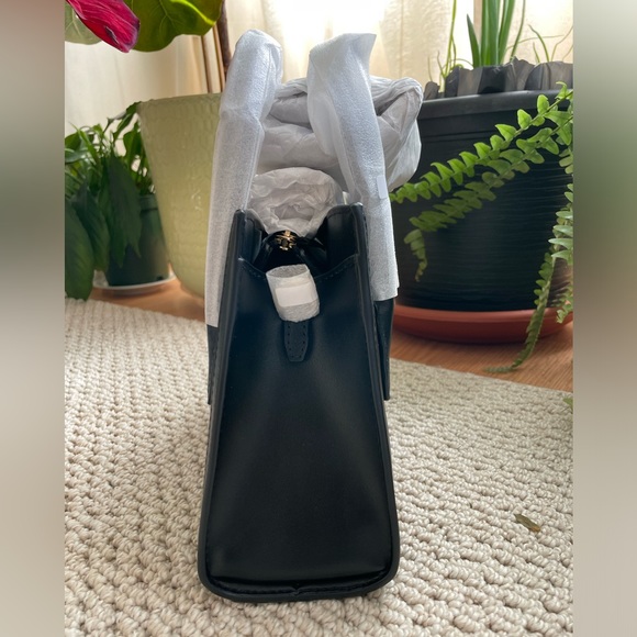 Michael Kors - Gabby | SM | Brandnew - Picture 6 of 9